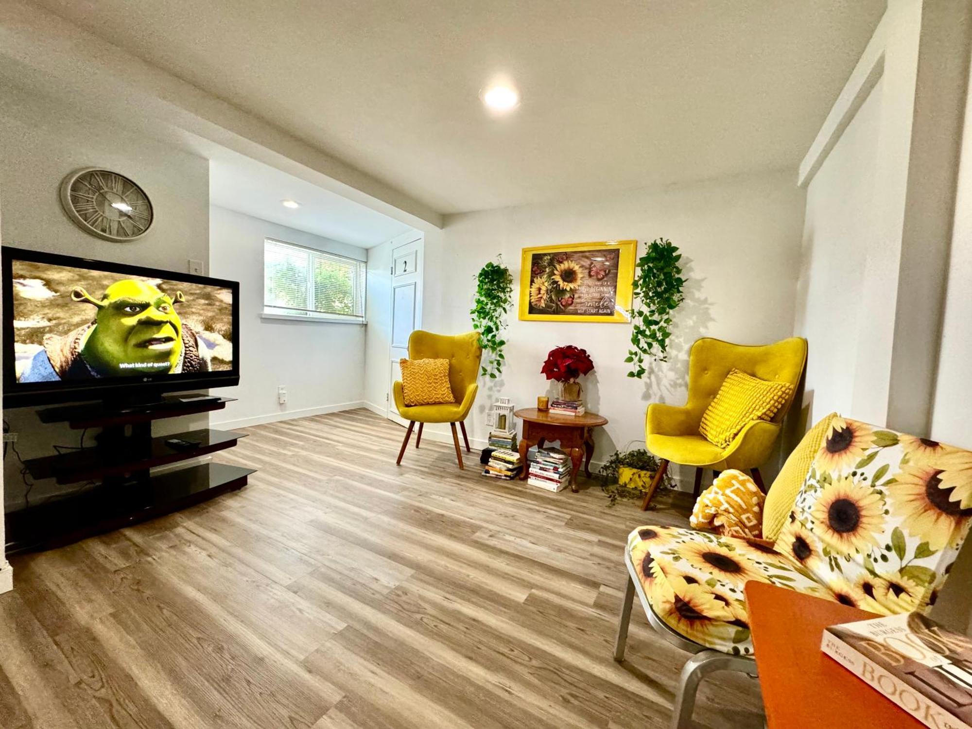 Private Tiny Room On The 1St Floor With Shared Bathroom Near Airport And Downtown Seattte Σιάτλ Εξωτερικό φωτογραφία