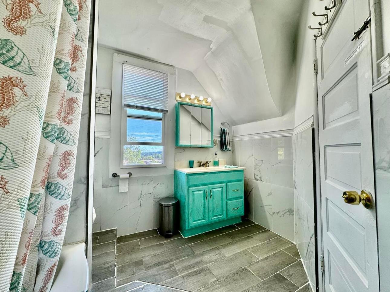 Private Tiny Room On The 1St Floor With Shared Bathroom Near Airport And Downtown Seattte Σιάτλ Εξωτερικό φωτογραφία